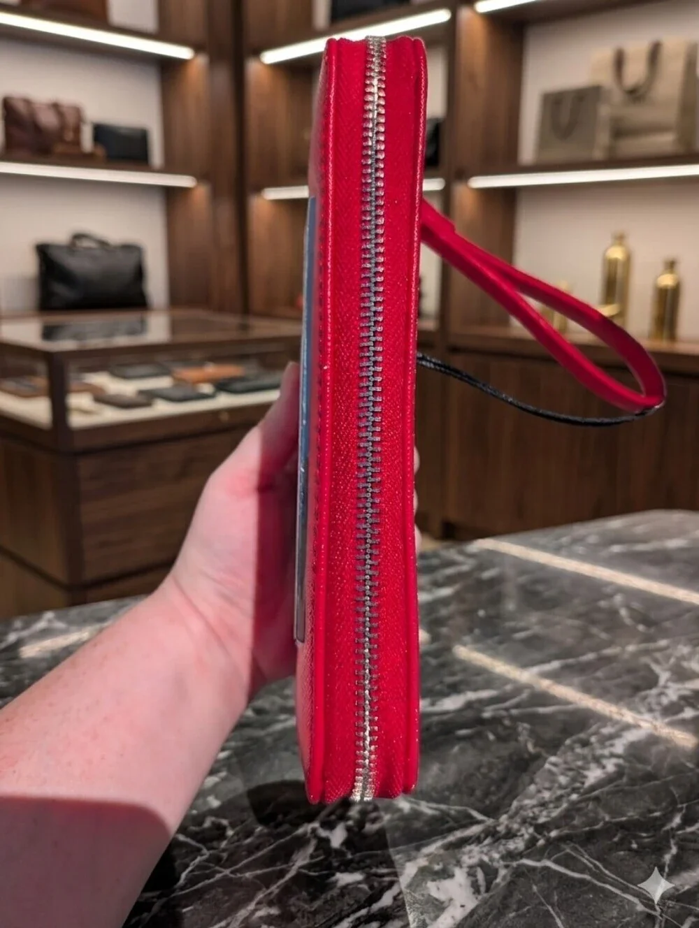 Steve Madden Zip Around Wallet Wristlet Red Clutch Bag Bzippy (EUC)